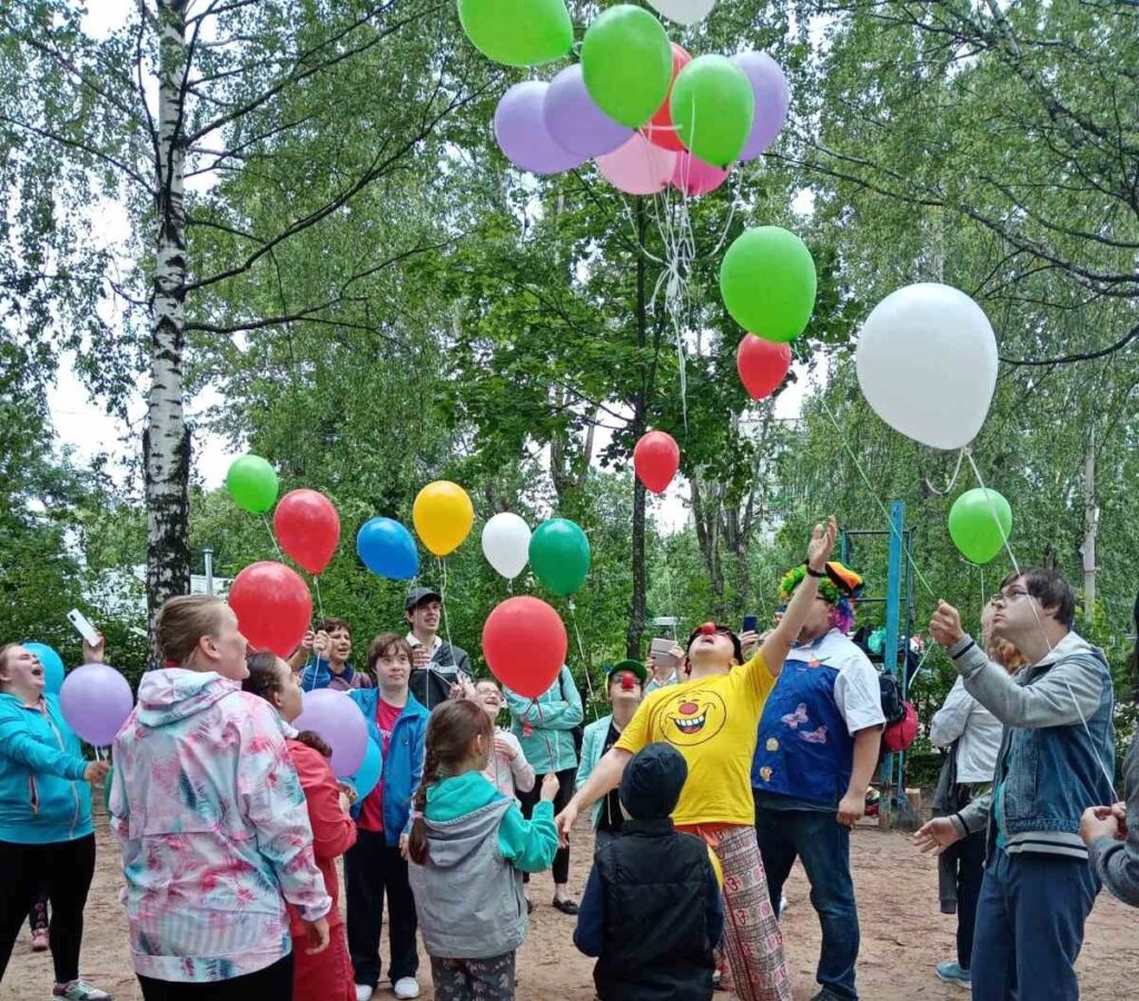 Больничные клоуны